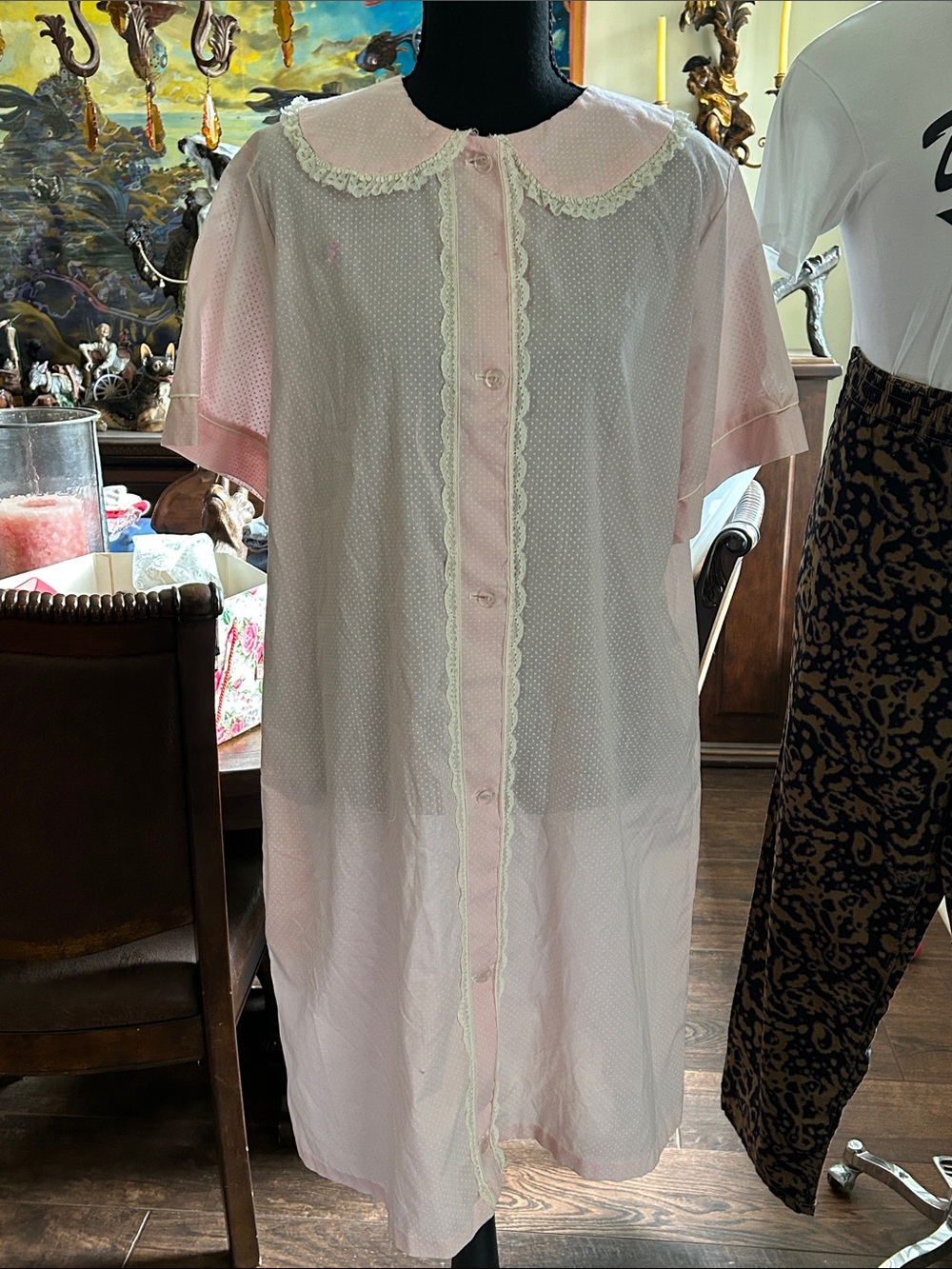 1960’s Sears Perma-Prest Pink Pilka Dit Lace Trim Button-Front Housecoat